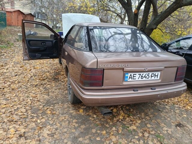 Коричневий Форд Скорпіо, об'ємом двигуна 2 л та пробігом 256 тис. км за 406 $, фото 1 на Automoto.ua