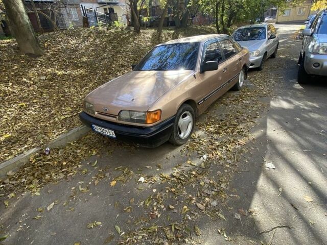 Коричневый Форд Скорпио, объемом двигателя 2 л и пробегом 300 тыс. км за 850 $, фото 4 на Automoto.ua