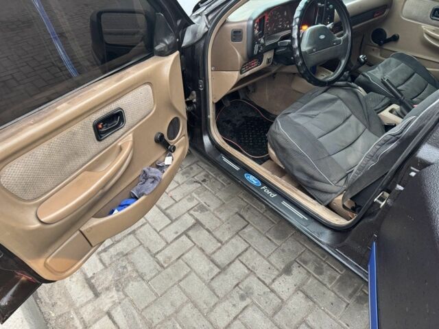 Коричневый Форд Скорпио, объемом двигателя 2 л и пробегом 300 тыс. км за 1500 $, фото 8 на Automoto.ua