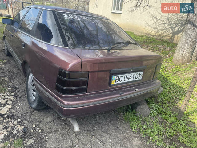 Коричневий Форд Скорпіо, об'ємом двигуна 2 л та пробігом 355 тис. км за 700 $, фото 1 на Automoto.ua