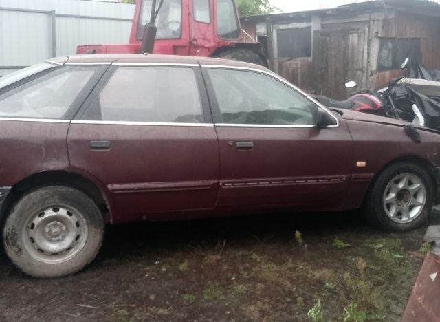 Форд Скорпио 1986 в Сумах на Automoto.ua Красный Форд Скорпио, объемом двигателя 2 л и пробегом 248 тыс. км за 1901 $, фото 1 на Automoto.ua