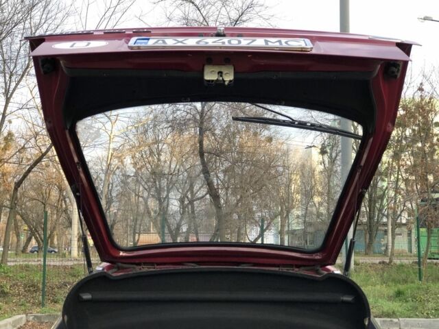 Красный Форд Скорпио, объемом двигателя 2 л и пробегом 250 тыс. км за 1500 $, фото 14 на Automoto.ua