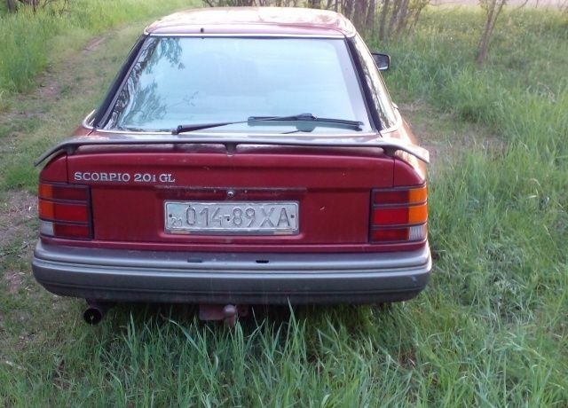 Красный Форд Скорпио, объемом двигателя 3 л и пробегом 250 тыс. км за 850 $, фото 3 на Automoto.ua