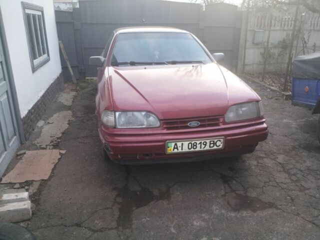 Червоний Форд Скорпіо, об'ємом двигуна 2 л та пробігом 300 тис. км за 800 $, фото 1 на Automoto.ua