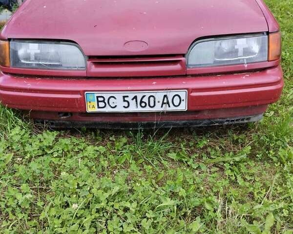 Красный Форд Скорпио, объемом двигателя 2 л и пробегом 200 тыс. км за 500 $, фото 6 на Automoto.ua