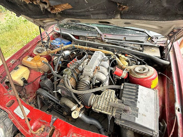 Форд Скорпио 1987 в Киеве на Automoto.ua Красный Форд Скорпио, объемом двигателя 2 л и пробегом 777 тыс. км за 650 $, фото 6 на Automoto.ua