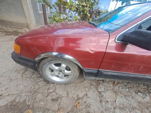 Червоний Форд Скорпіо, об'ємом двигуна 2.8 л та пробігом 666 тис. км за 642 $, фото 5 на Automoto.ua