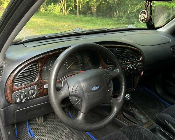 Червоний Форд Скорпіо, об'ємом двигуна 2.9 л та пробігом 336 тис. км за 3200 $, фото 13 на Automoto.ua