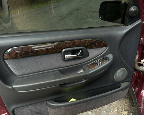 Червоний Форд Скорпіо, об'ємом двигуна 2.9 л та пробігом 336 тис. км за 3200 $, фото 11 на Automoto.ua