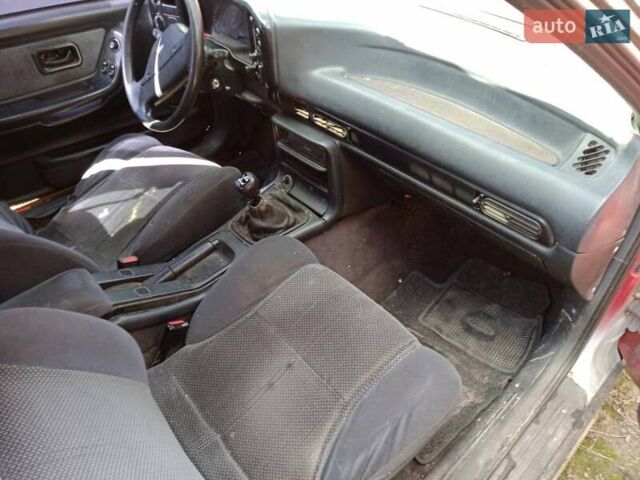 Красный Форд Скорпио, объемом двигателя 0 л и пробегом 300 тыс. км за 1200 $, фото 5 на Automoto.ua