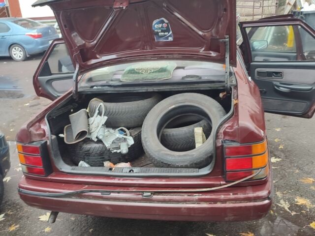 Красный Форд Скорпио, объемом двигателя 2.4 л и пробегом 228 тыс. км за 750 $, фото 7 на Automoto.ua