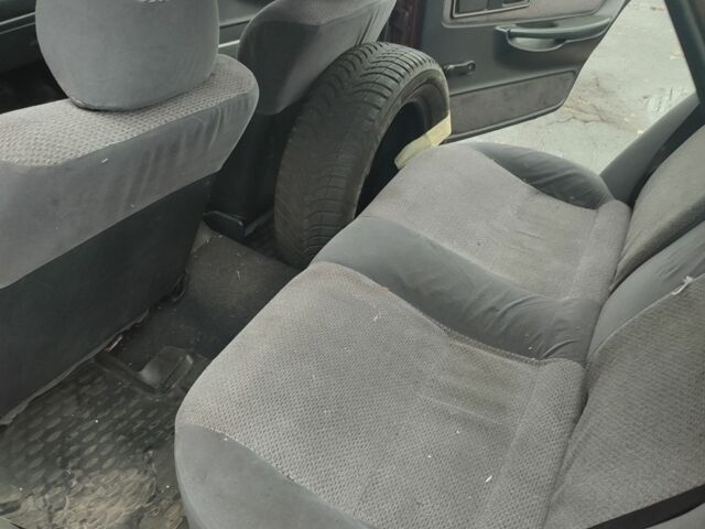 Красный Форд Скорпио, объемом двигателя 2.4 л и пробегом 228 тыс. км за 750 $, фото 15 на Automoto.ua