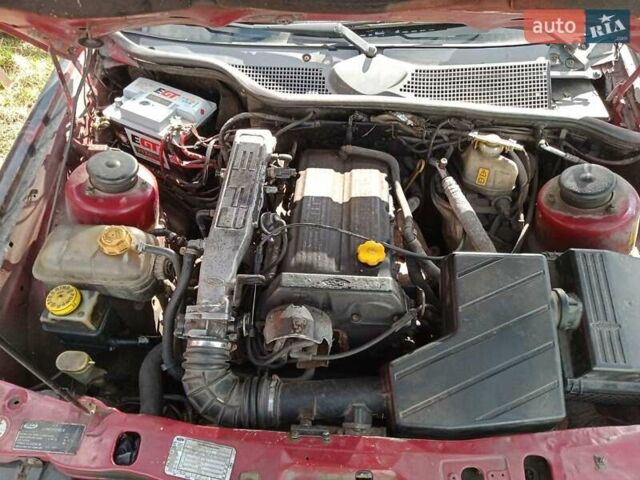 Красный Форд Скорпио, объемом двигателя 0 л и пробегом 300 тыс. км за 1200 $, фото 6 на Automoto.ua