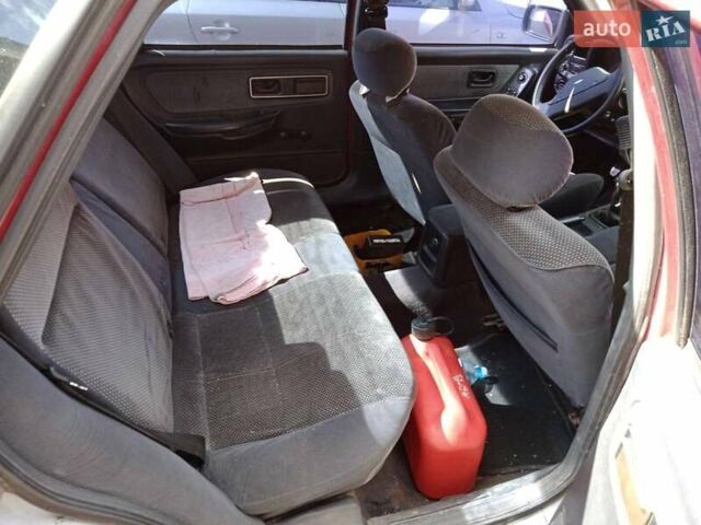 Красный Форд Скорпио, объемом двигателя 0 л и пробегом 300 тыс. км за 1200 $, фото 4 на Automoto.ua