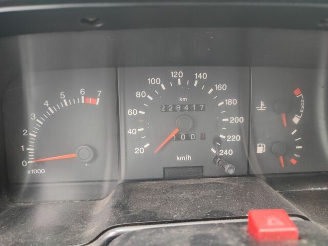 Красный Форд Скорпио, объемом двигателя 2.4 л и пробегом 228 тыс. км за 750 $, фото 16 на Automoto.ua