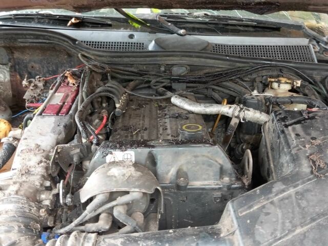 Красный Форд Скорпио, объемом двигателя 2 л и пробегом 120 тыс. км за 286 $, фото 3 на Automoto.ua