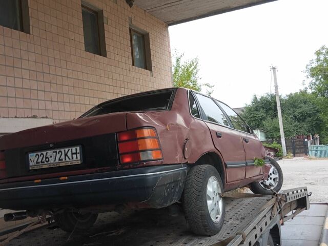 Красный Форд Скорпио, объемом двигателя 2 л и пробегом 120 тыс. км за 286 $, фото 1 на Automoto.ua