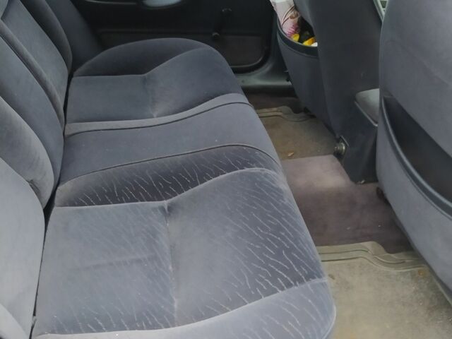 Красный Форд Скорпио, объемом двигателя 2.9 л и пробегом 300 тыс. км за 2000 $, фото 3 на Automoto.ua