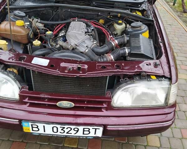 Червоний Форд Скорпіо, об'ємом двигуна 2.9 л та пробігом 320 тис. км за 2000 $, фото 1 на Automoto.ua