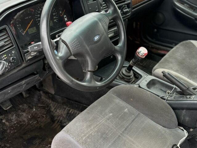 Червоний Форд Скорпіо, об'ємом двигуна 2 л та пробігом 400 тис. км за 750 $, фото 8 на Automoto.ua