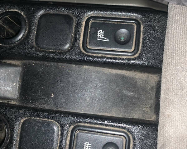 Красный Форд Скорпио, объемом двигателя 2 л и пробегом 111 тыс. км за 600 $, фото 11 на Automoto.ua