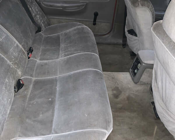 Красный Форд Скорпио, объемом двигателя 2 л и пробегом 111 тыс. км за 600 $, фото 22 на Automoto.ua