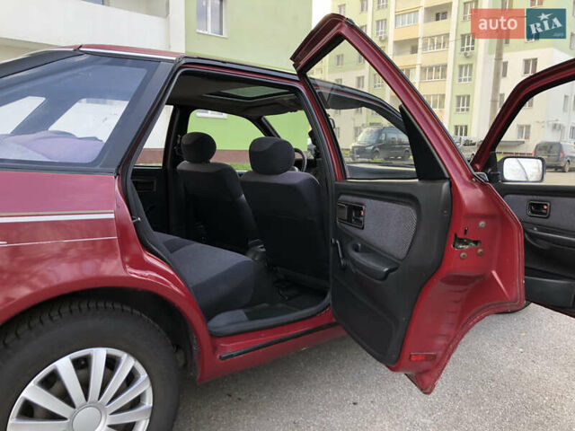 Красный Форд Скорпио, объемом двигателя 2 л и пробегом 178 тыс. км за 1500 $, фото 45 на Automoto.ua