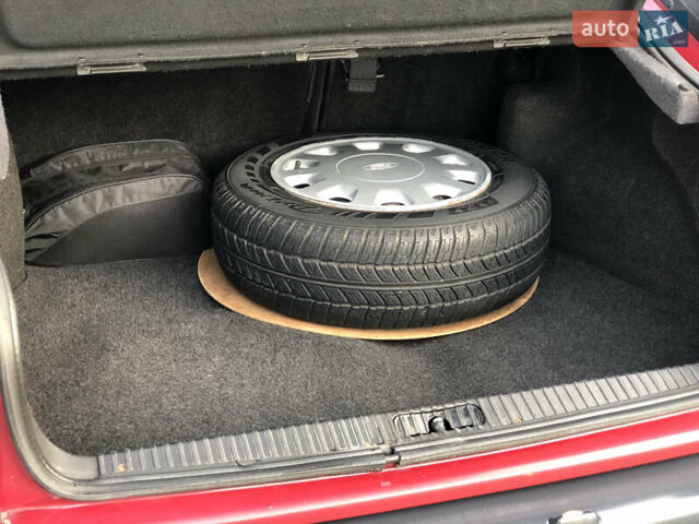 Красный Форд Скорпио, объемом двигателя 2 л и пробегом 178 тыс. км за 1500 $, фото 23 на Automoto.ua