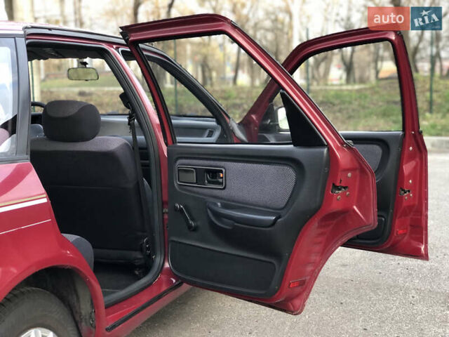 Красный Форд Скорпио, объемом двигателя 2 л и пробегом 178 тыс. км за 1500 $, фото 11 на Automoto.ua