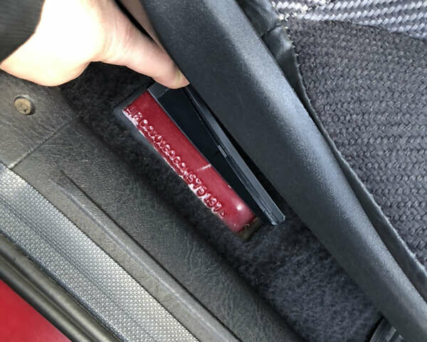 Красный Форд Скорпио, объемом двигателя 2 л и пробегом 178 тыс. км за 1500 $, фото 63 на Automoto.ua