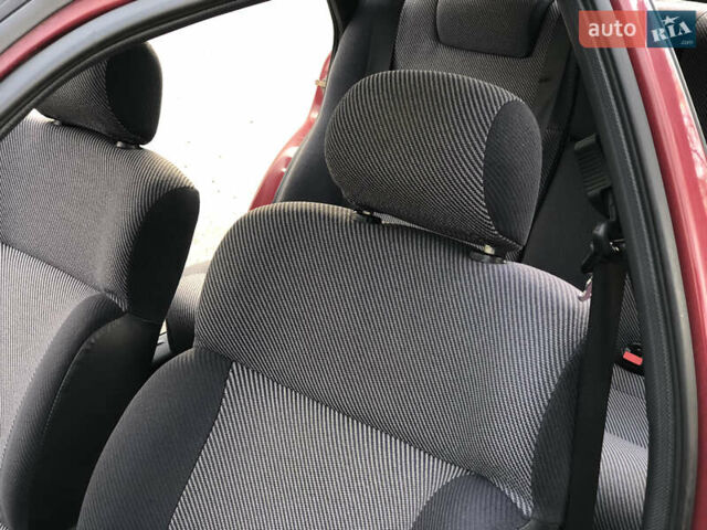 Красный Форд Скорпио, объемом двигателя 2 л и пробегом 178 тыс. км за 1500 $, фото 15 на Automoto.ua