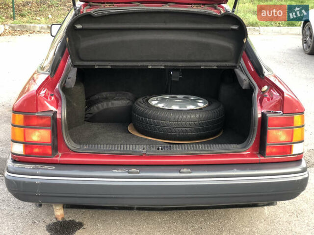 Красный Форд Скорпио, объемом двигателя 2 л и пробегом 178 тыс. км за 1500 $, фото 21 на Automoto.ua