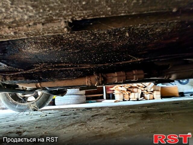 Форд Скорпио, объемом двигателя 2 л и пробегом 230 тыс. км за 720 $, фото 10 на Automoto.ua