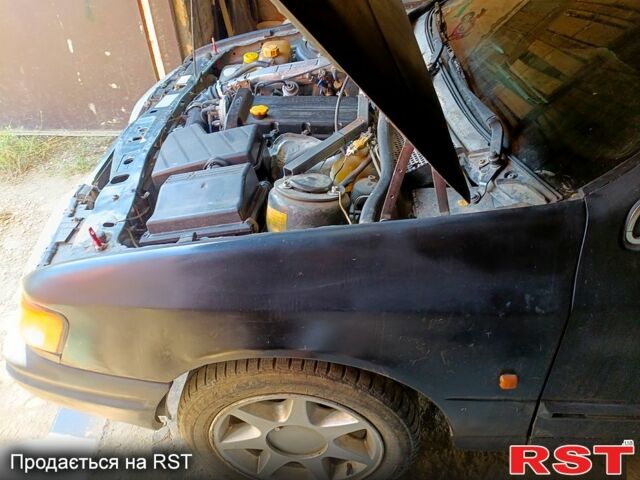 Форд Скорпио, объемом двигателя 2 л и пробегом 230 тыс. км за 720 $, фото 2 на Automoto.ua