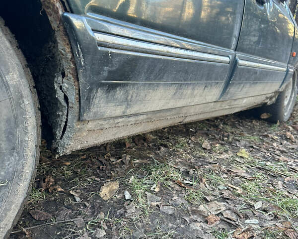 Форд Скорпіо, об'ємом двигуна 2 л та пробігом 300 тис. км за 900 $, фото 9 на Automoto.ua