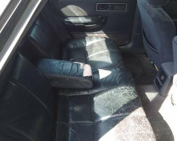 Форд Скорпио, объемом двигателя 2.9 л и пробегом 300 тыс. км за 847 $, фото 5 на Automoto.ua
