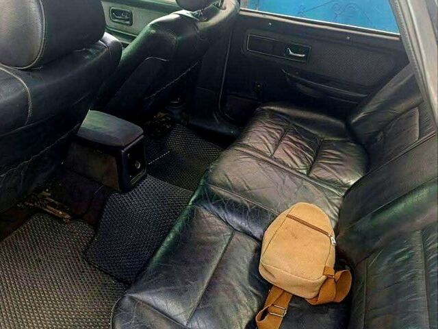 Форд Скорпио, объемом двигателя 2 л и пробегом 300 тыс. км за 810 $, фото 5 на Automoto.ua