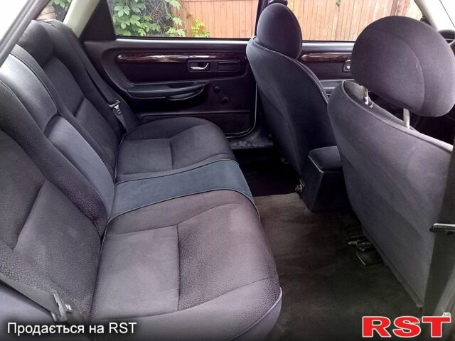 Форд Скорпио, объемом двигателя 2 л и пробегом 211 тыс. км за 2790 $, фото 12 на Automoto.ua