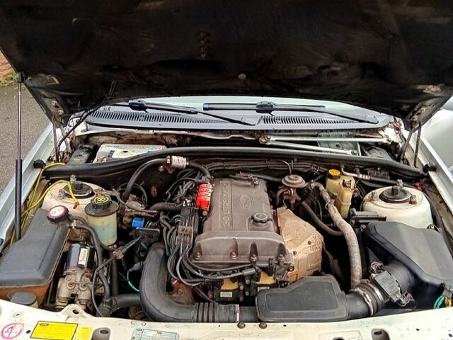 Форд Скорпио, объемом двигателя 2 л и пробегом 211 тыс. км за 2790 $, фото 9 на Automoto.ua