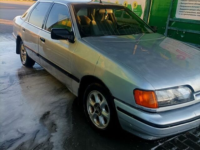Форд Скорпио, объемом двигателя 1.8 л и пробегом 205 тыс. км за 700 $, фото 1 на Automoto.ua