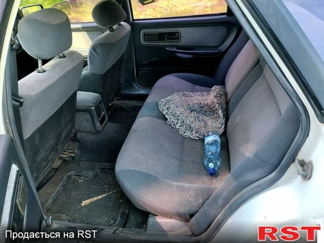 Форд Скорпіо, об'ємом двигуна 2 л та пробігом 0 тис. км за 850 $, фото 7 на Automoto.ua