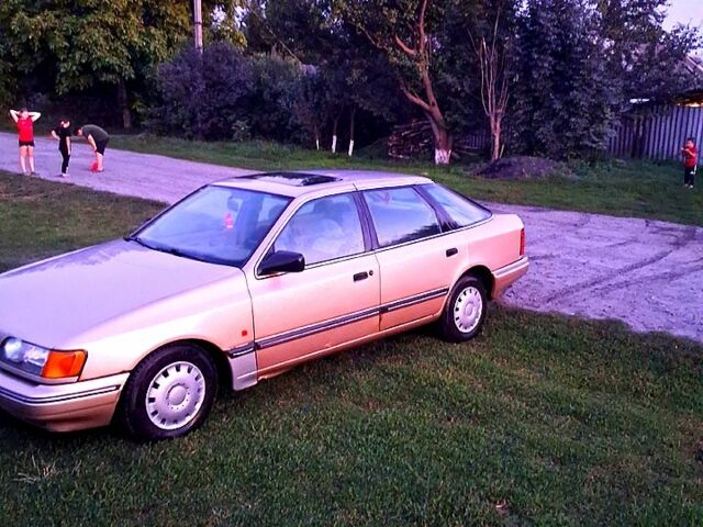 Форд Скорпио, объемом двигателя 2 л и пробегом 265 тыс. км за 800 $, фото 1 на Automoto.ua