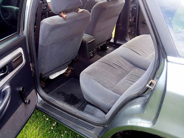 Форд Скорпио, объемом двигателя 2 л и пробегом 252 тыс. км за 1000 $, фото 7 на Automoto.ua