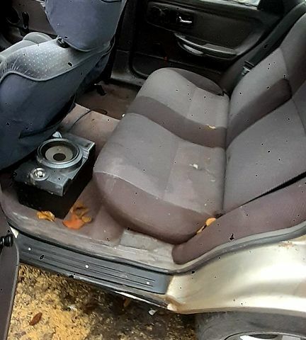Форд Скорпио, объемом двигателя 2.5 л и пробегом 300 тыс. км за 350 $, фото 7 на Automoto.ua