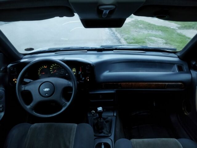 Серый Форд Скорпио, объемом двигателя 2 л и пробегом 500 тыс. км за 524 $, фото 10 на Automoto.ua