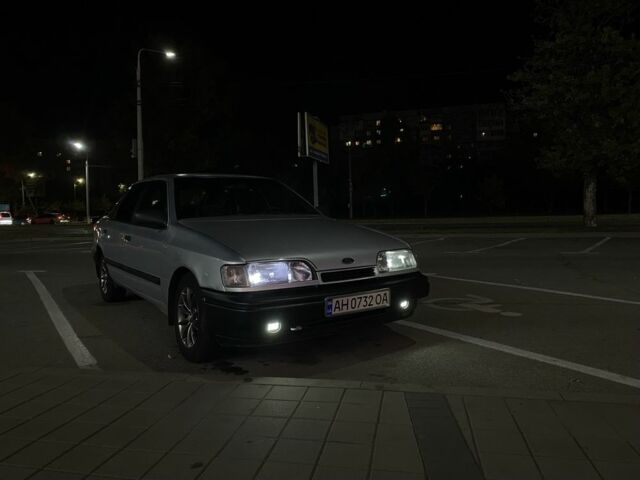 Форд Скорпіо 1988 у Запоріжжя на Automoto.ua Сірий Форд Скорпіо, об'ємом двигуна 2 л та пробігом 300 тис. км за 850 $, фото 1 на Automoto.ua