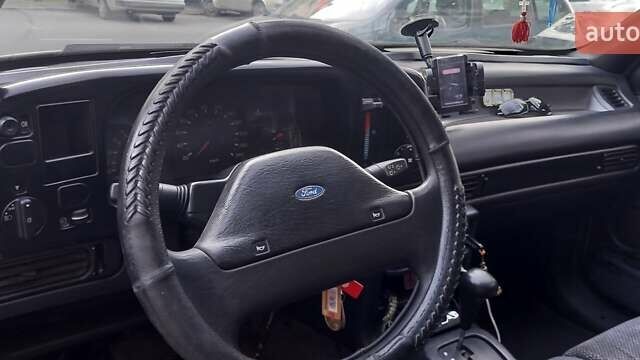 Серый Форд Скорпио, объемом двигателя 2 л и пробегом 200 тыс. км за 2199 $, фото 9 на Automoto.ua