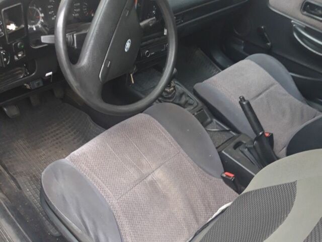 Сірий Форд Скорпіо, об'ємом двигуна 2.4 л та пробігом 250 тис. км за 1800 $, фото 4 на Automoto.ua