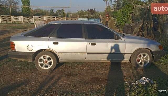 Серый Форд Скорпио, объемом двигателя 2 л и пробегом 100 тыс. км за 1000 $, фото 2 на Automoto.ua