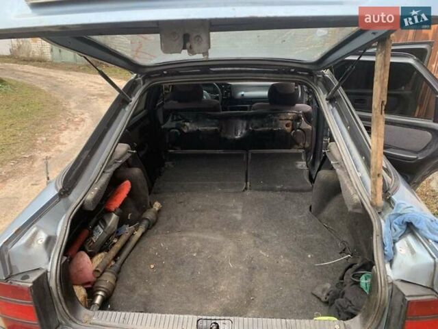 Серый Форд Скорпио, объемом двигателя 2 л и пробегом 135 тыс. км за 300 $, фото 5 на Automoto.ua